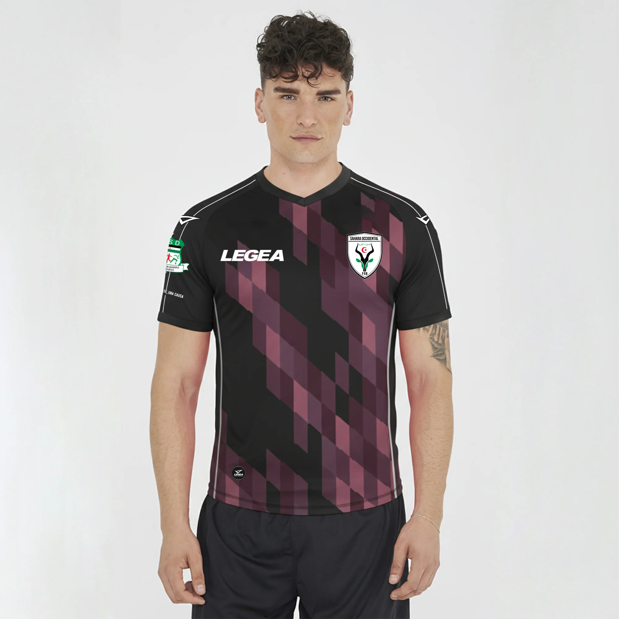 Camiseta Special Saharaui - negro y fucsia fluorescente