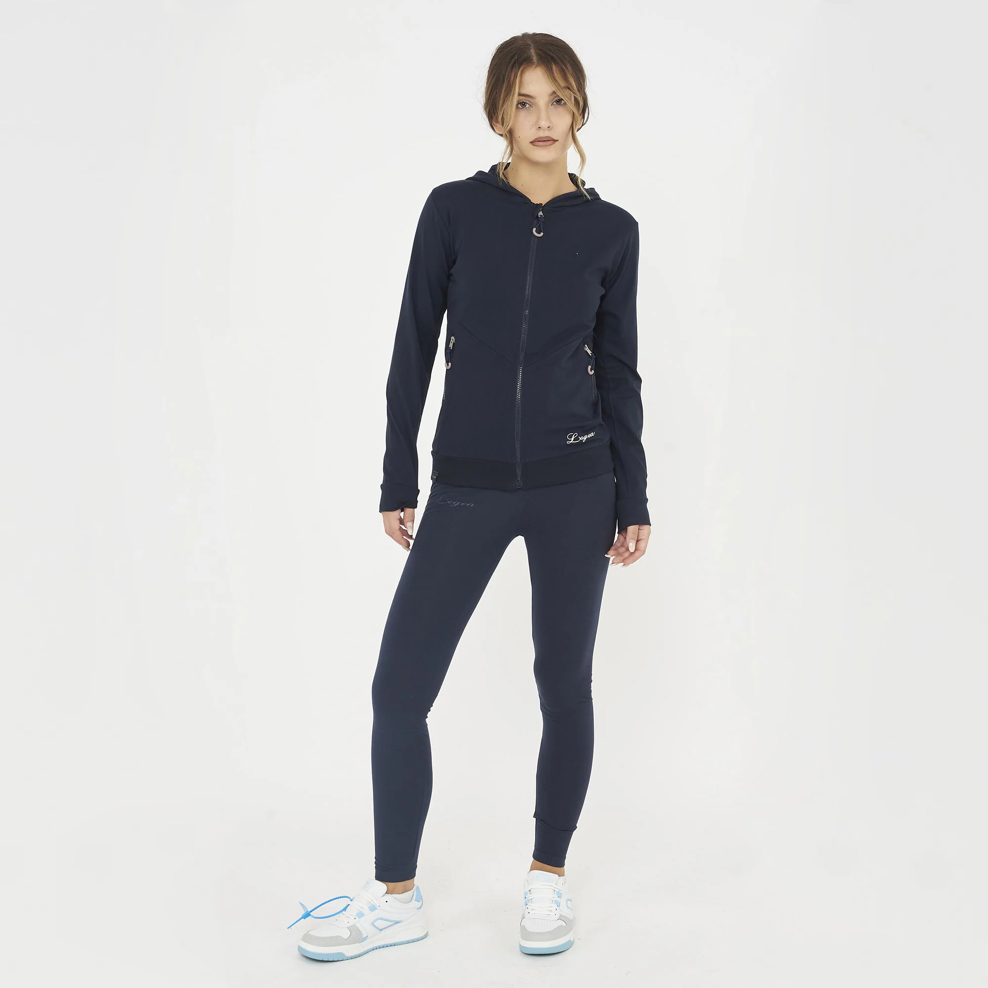 Felpa leggera con zip e cappuccio Layca - Image 7