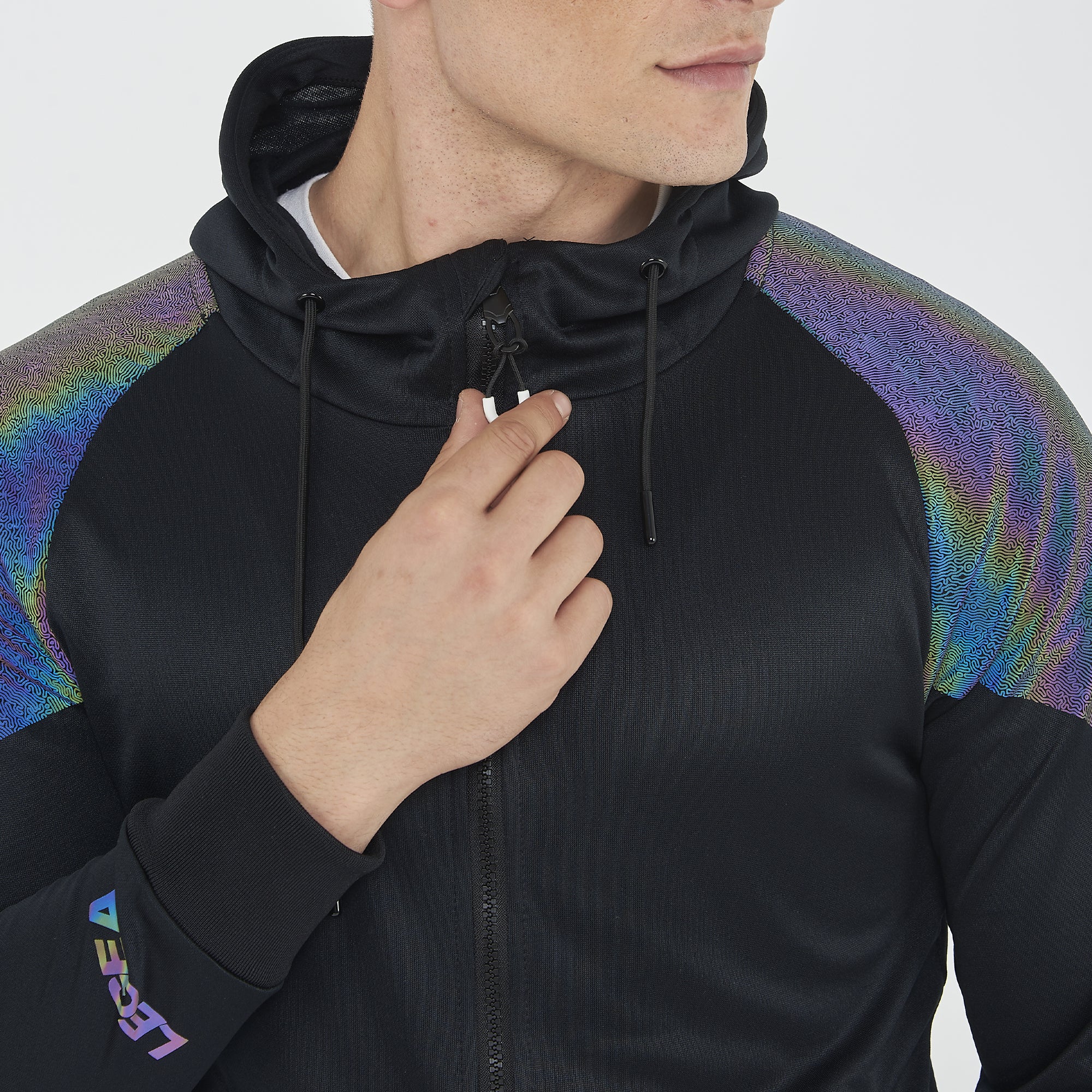 Giacca Osman per running con cappuccio e zip - Image 5