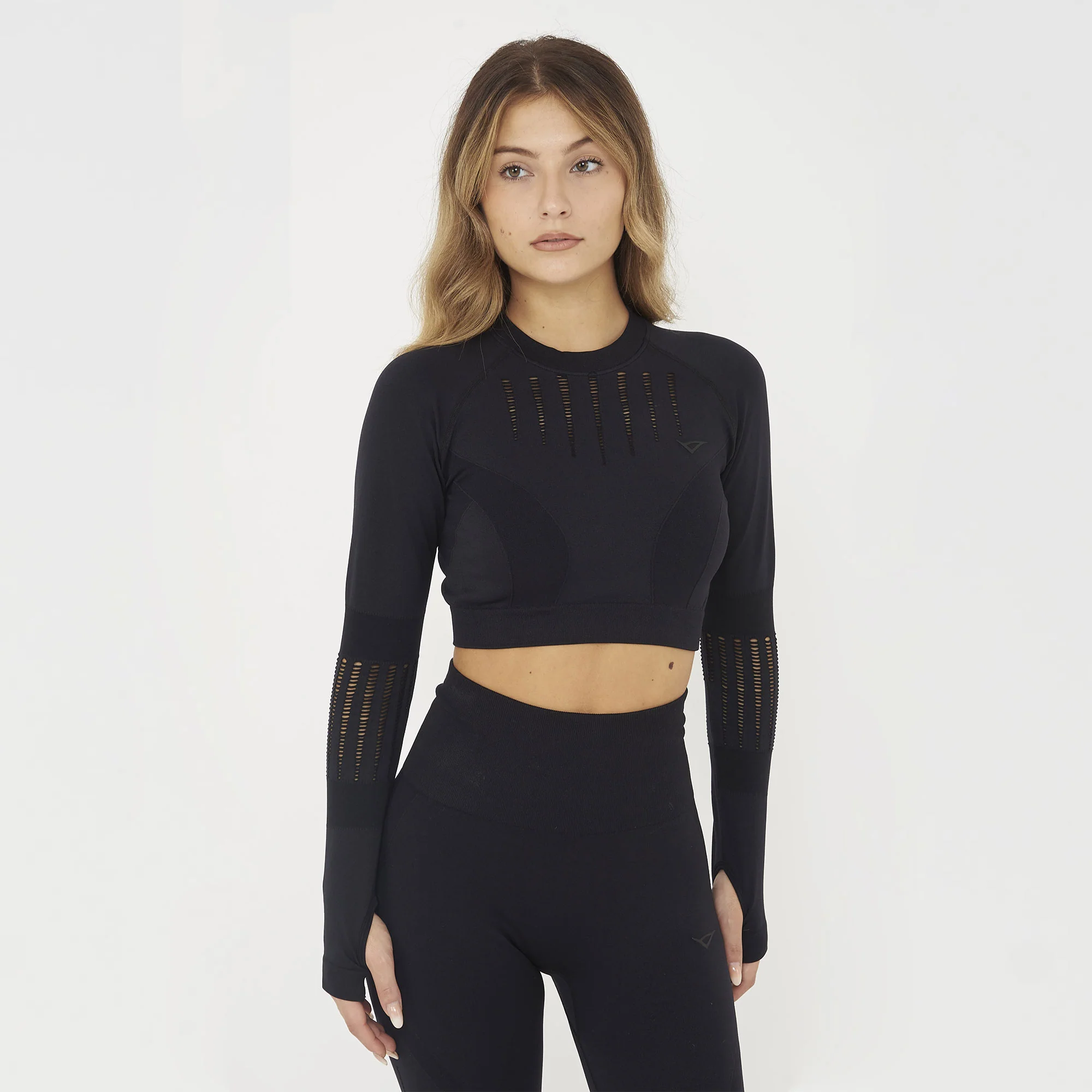 Maglia crop con passapollice da allenamento Rue