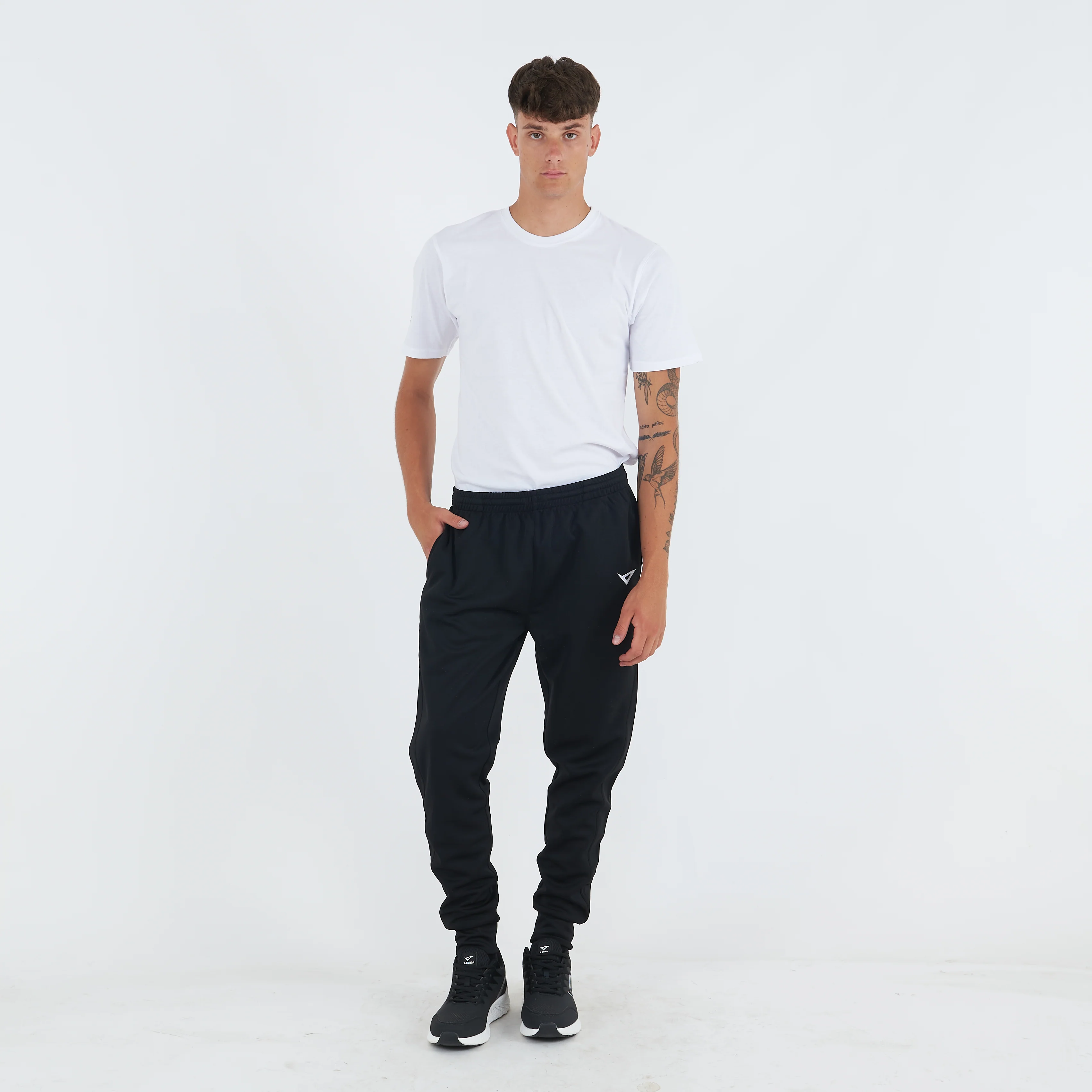 Pantaloni sportivi Kobe taglia piccola nero - Image 6