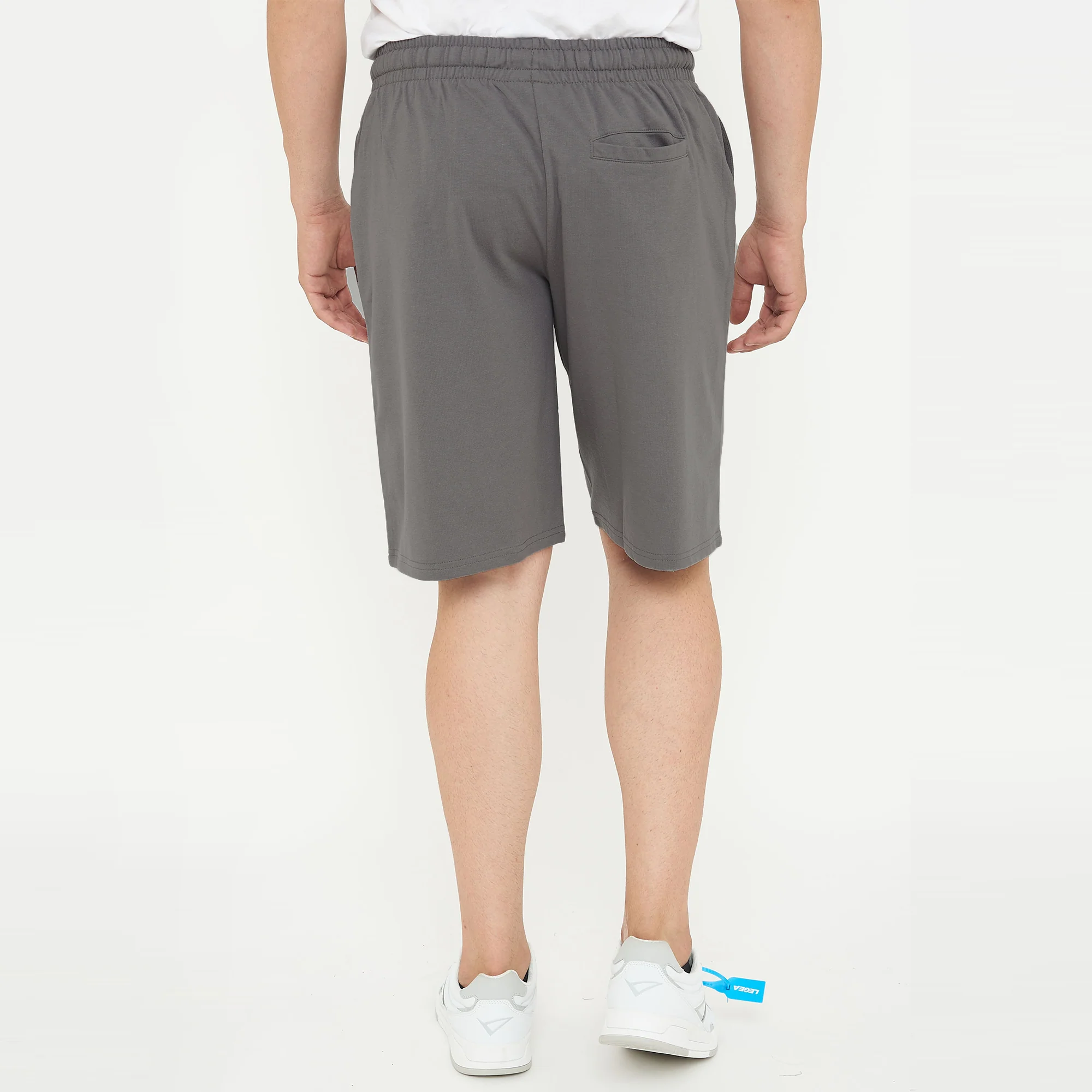 Pantaloncini sportivi con tasche F9 - Image 2