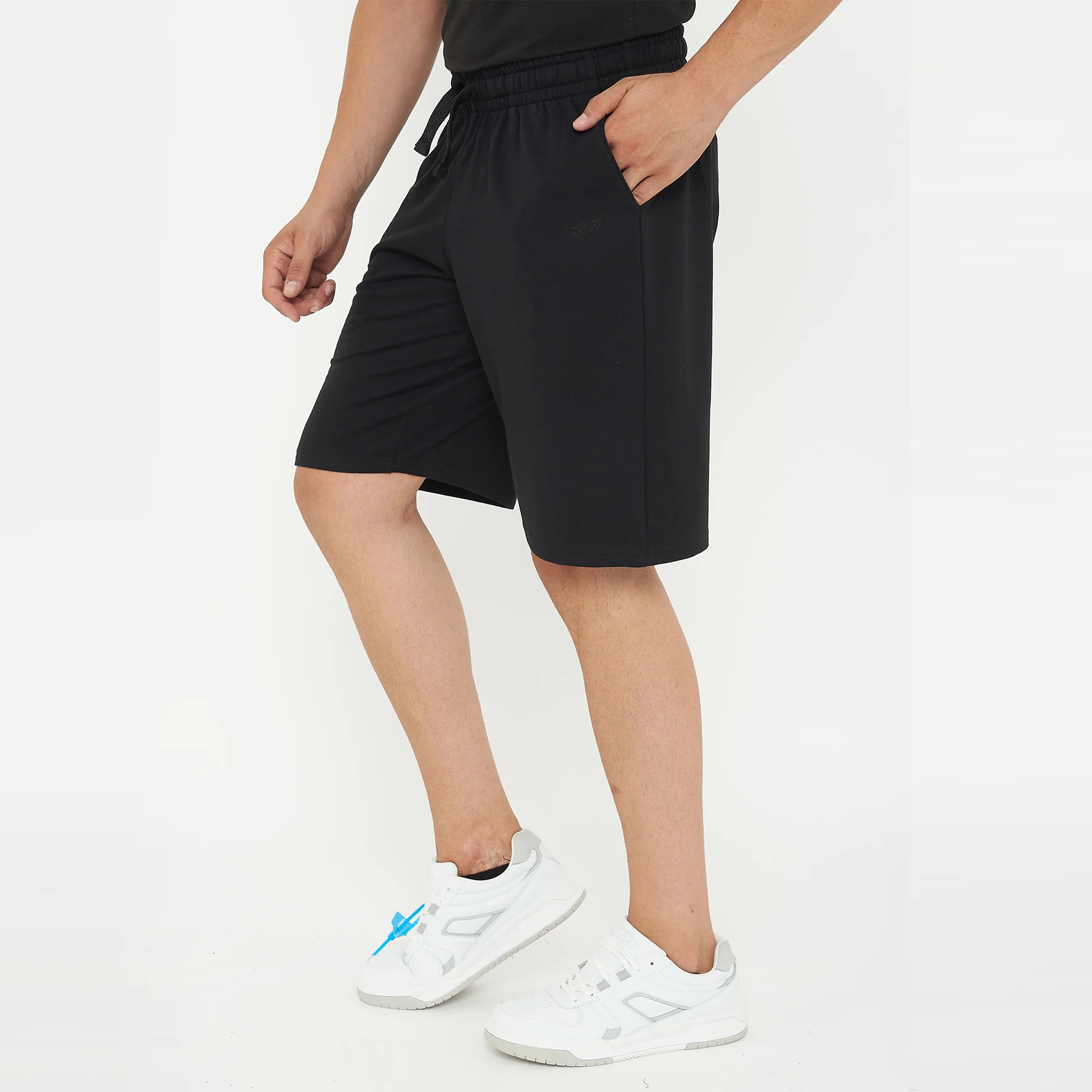 Pantaloncini sportivi con tasche F9 - Image 2