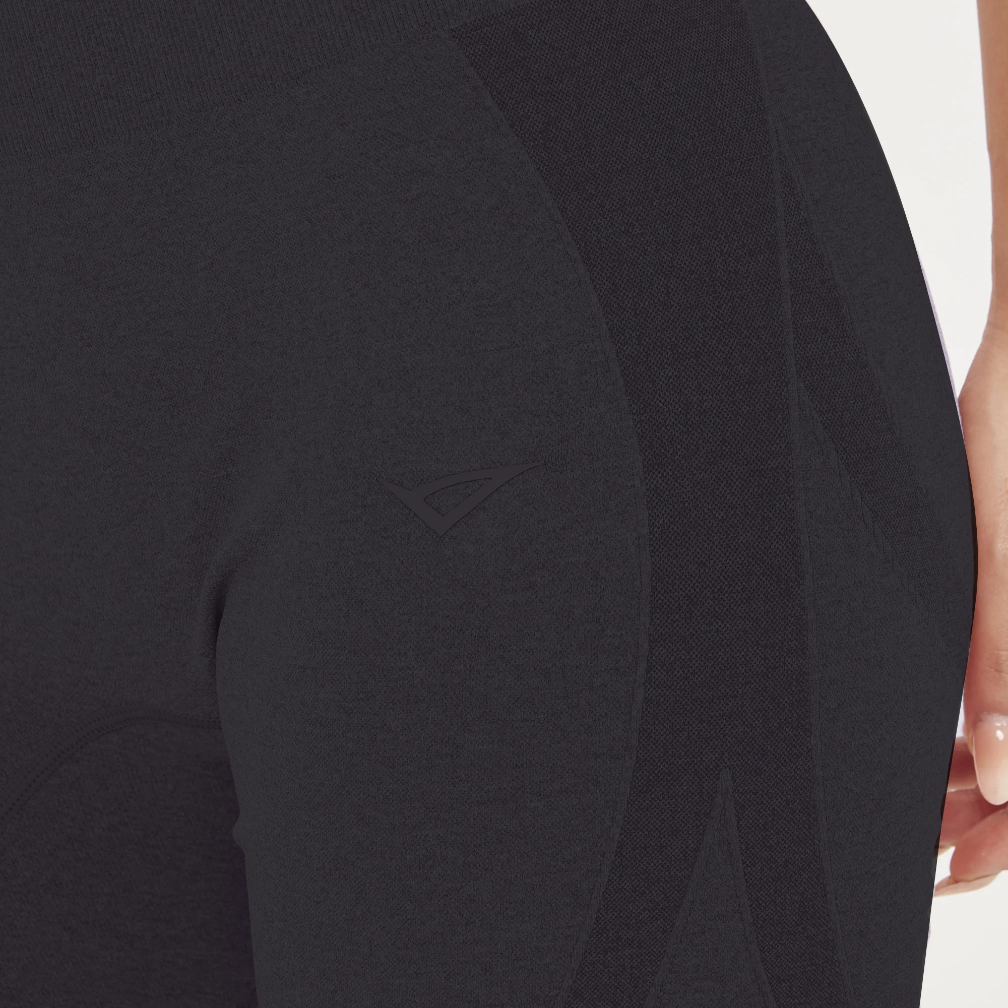 Short aderente da allenamento Jules - Image 4