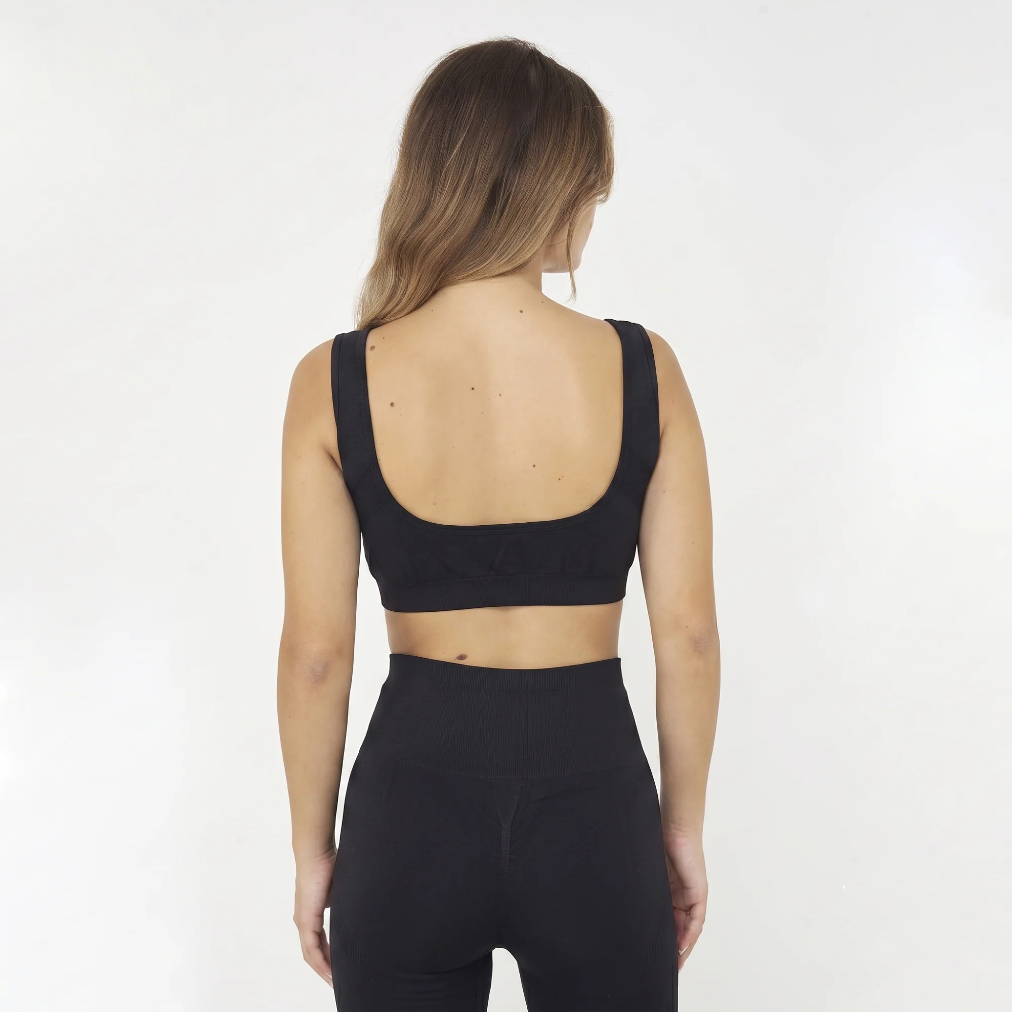 Reggiseno sportivo con coppe Maddy - Image 2
